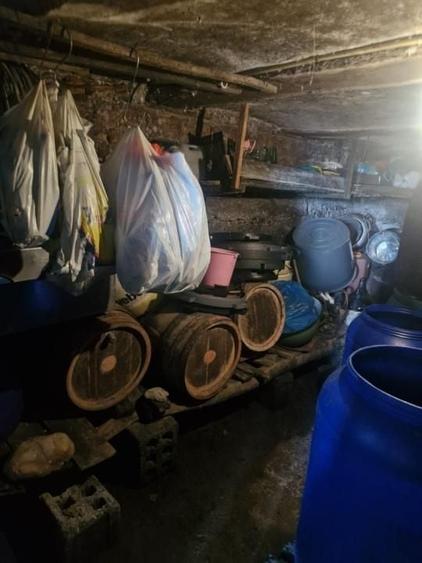 Casă individuală cu 3 camere cu Canalizare în Pianu de Sus