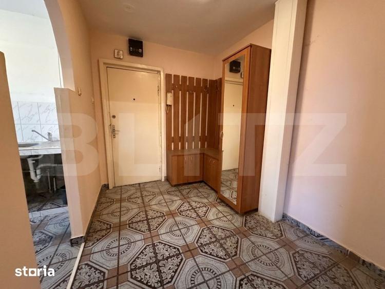 Apartament cu 3 camere în Micro 16