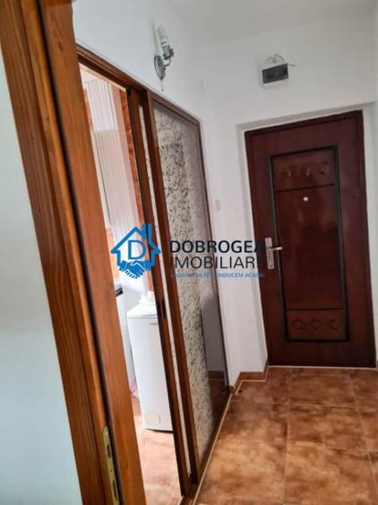 Apartament cu 2 camere decomandat în Mahmudia