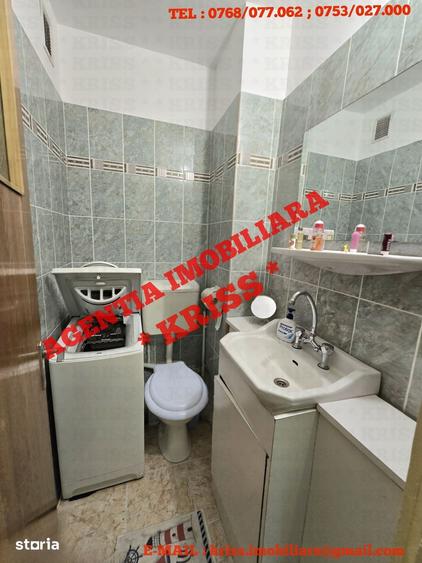 Apartament cu 3 camere decomandat în Exercițiu
