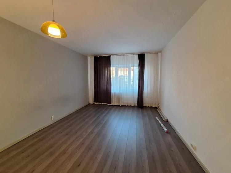 Apartament cu 3 camere decomandat în Dorobanților