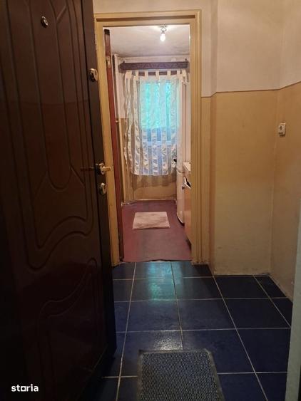 Apartament cu 2 camere semidecomandat în Politehnica