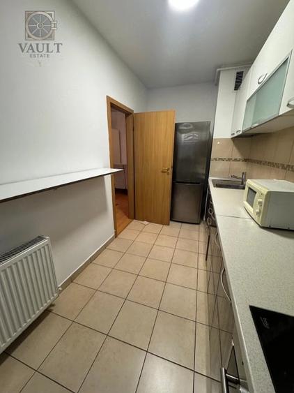 Apartament cu 2 camere semidecomandat, mobilat în Titan