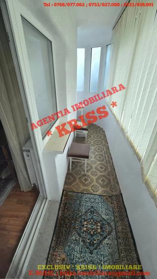 Apartament cu 3 camere decomandat în Găvana