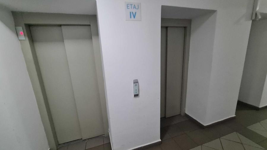 Garsonieră decomandată, mobilată în Titan