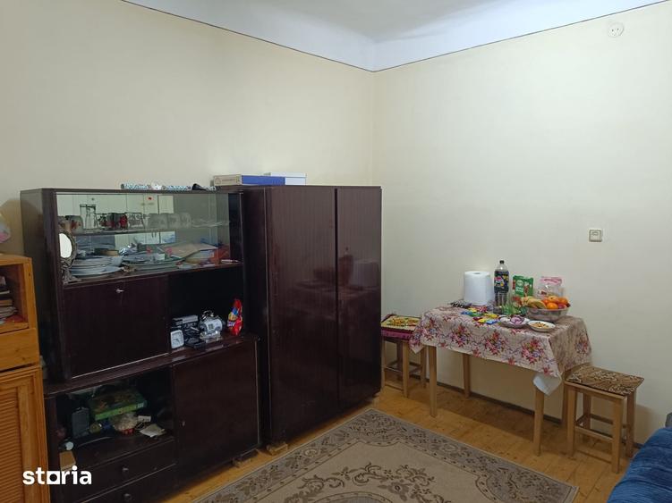 Casă cu 2 camere cu Teren 90 Mp în Orașul Nou
