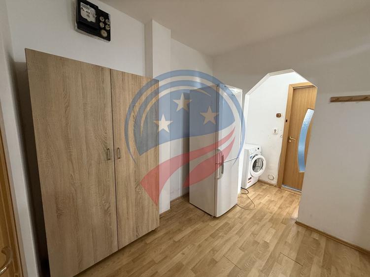 Apartament cu 2 camere decomandat, mobilat în Lăpuș