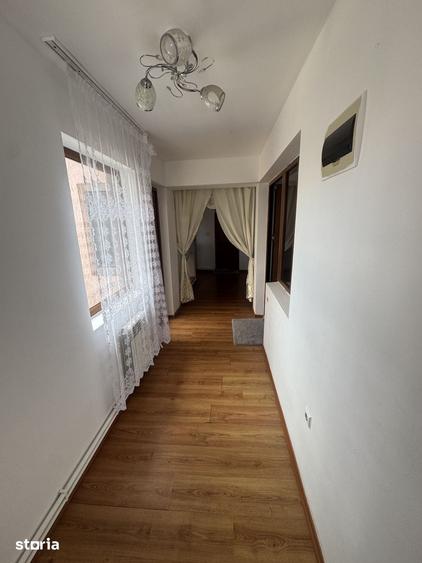 Casă cu 3 camere cu Teren 212 Mp în 23 August