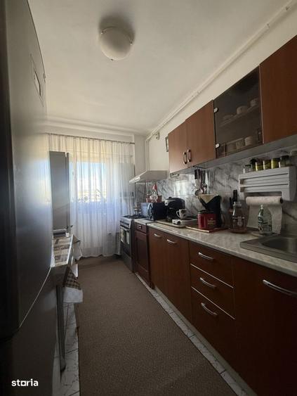 Apartament cu 2 camere decomandat în Far