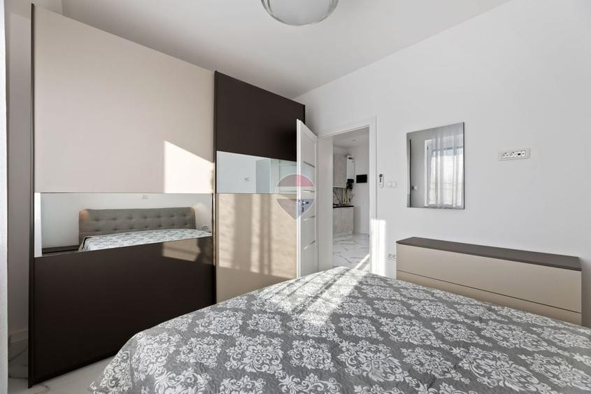 Apartament cu 2 camere semidecomandat, mobilat în Grădiște