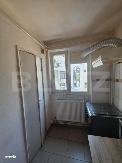 Apartament cu 3 camere decomandat în Piața Centrală
