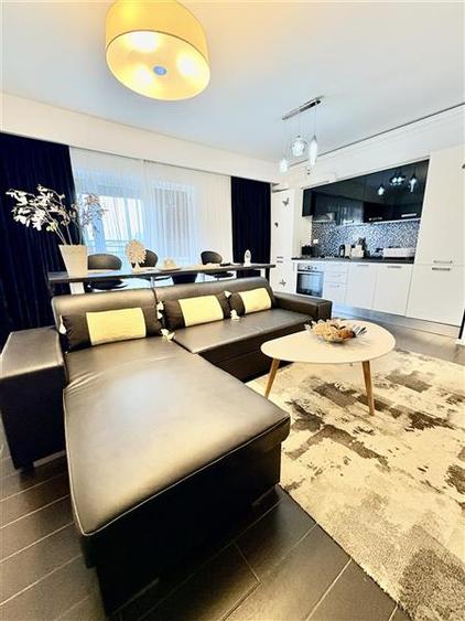 Apartament cu 2 camere decomandat, mobilat în Exterior Est