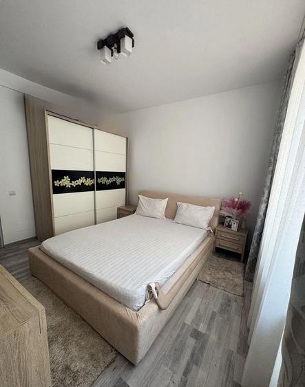 Apartament cu 2 camere decomandat, mobilat în Prelungirea Ghencea