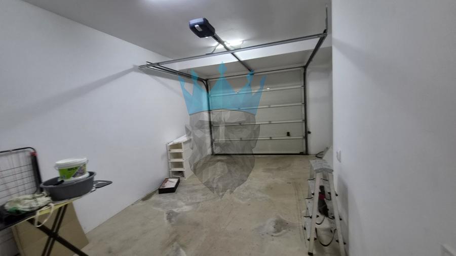 Casă individuală cu 5 camere cu Canalizare în Voluntari