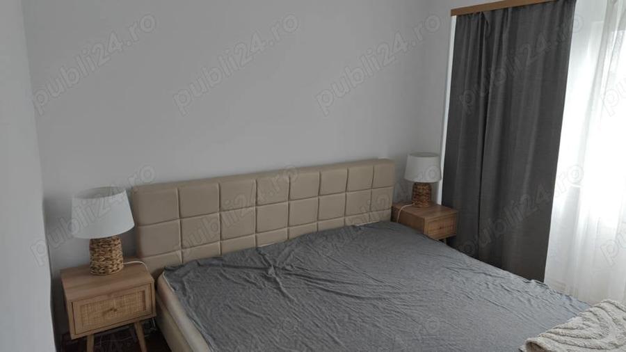 Apartament cu 3 camere decomandat în Lipovei