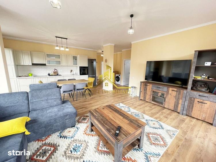 Apartament cu 3 camere semidecomandat, mobilat în Florești