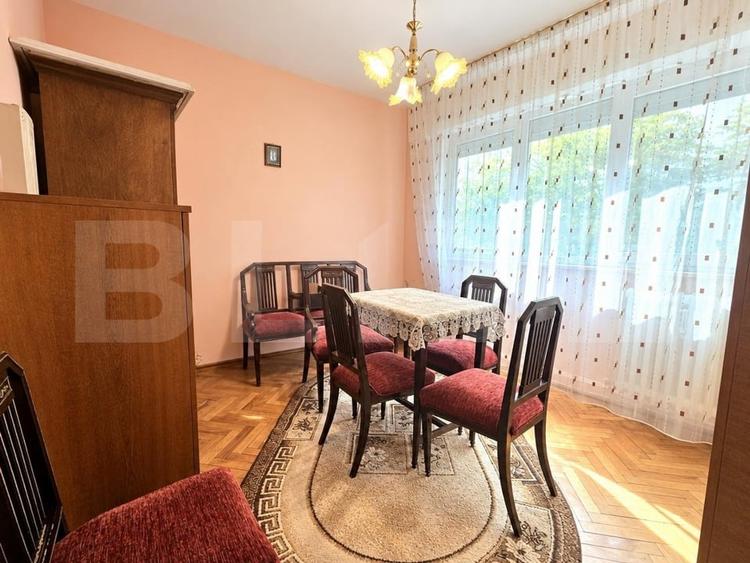 Apartament cu 3 camere semidecomandat, mobilat în Circumvalațiunii
