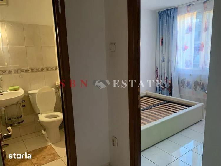 Apartament cu 3 camere decomandat în Valea Ialomiței