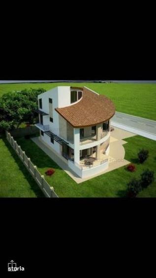 Casă cu 4 camere cu Teren 500 Mp în Central