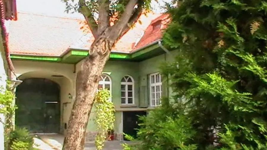 Casă cu 5 camere în Cristian