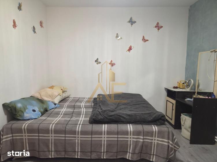 Casă cu 4 camere cu Teren 400 Mp în Ion Neculce