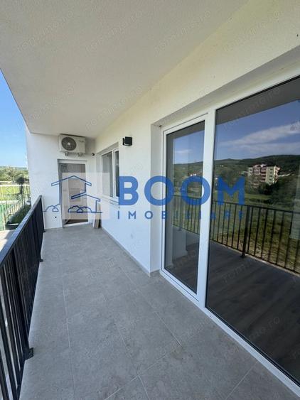 Apartament cu 3 camere decomandat, mobilat în Central