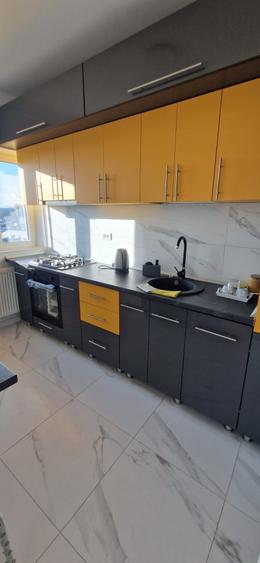 Apartament cu 2 camere decomandat în Craiovei