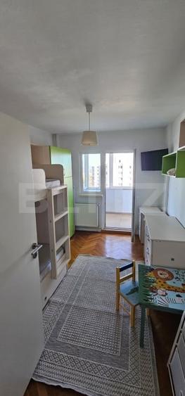 Apartament cu 3 camere decomandat, mobilat în Gării