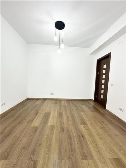 Birou, de 60 mp, în Tomis II