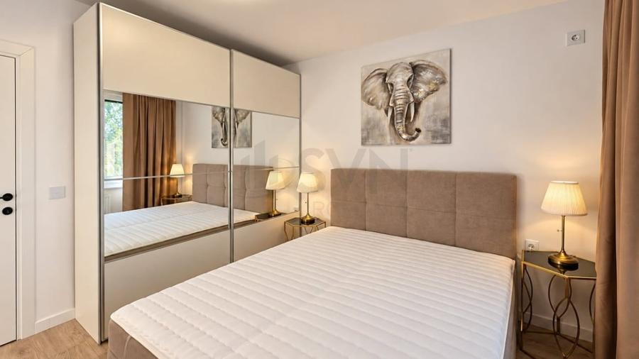 Apartament cu 3 camere semidecomandat, mobilat în Obor
