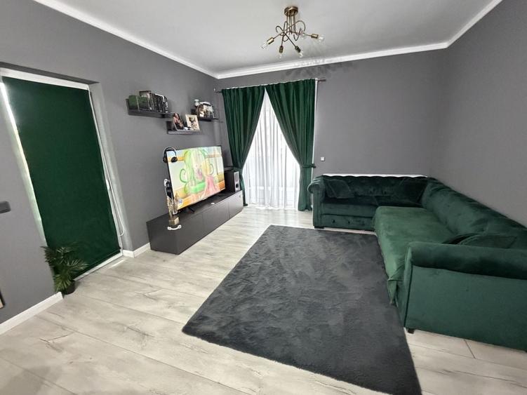 Apartament cu 3 camere decomandat în Unirii