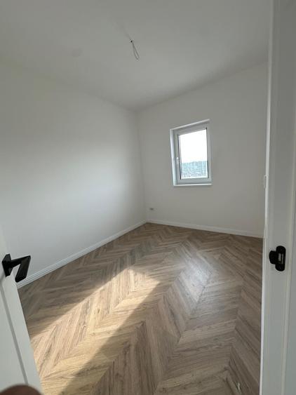 Apartament cu 2 camere semidecomandat în Bucium