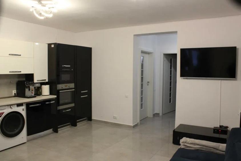 Apartament cu 3 camere semidecomandat, mobilat în Florești — fotografia 2