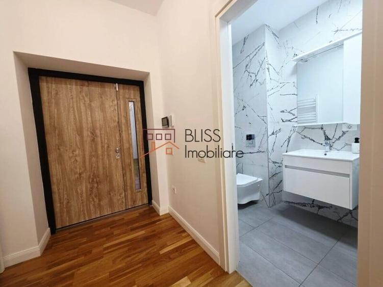Casă cu 5 camere cu Garaj în Pipera