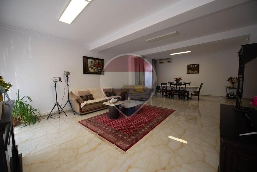 Apartament cu 3 camere, mobilat în Grivița