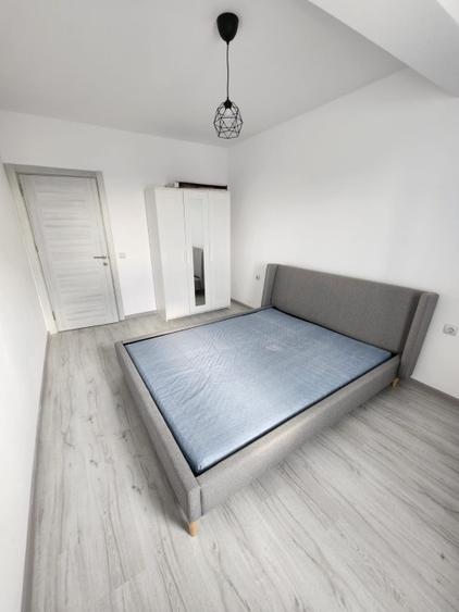 Apartament cu 2 camere decomandat în Berceni