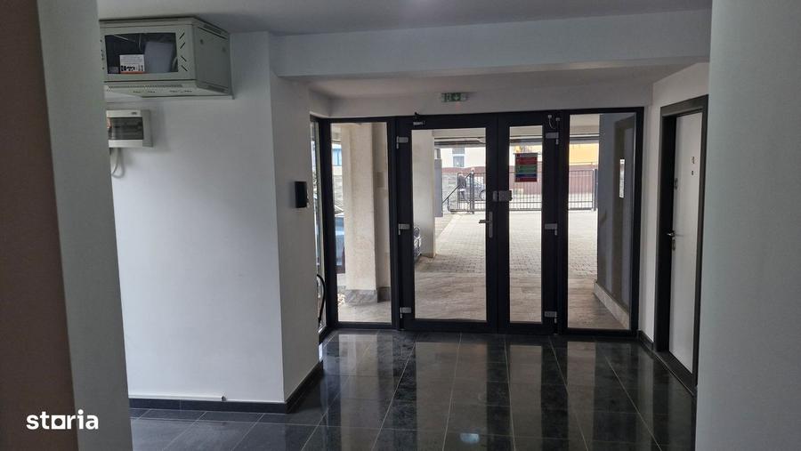 Apartament cu 2 camere decomandat, mobilat în Central