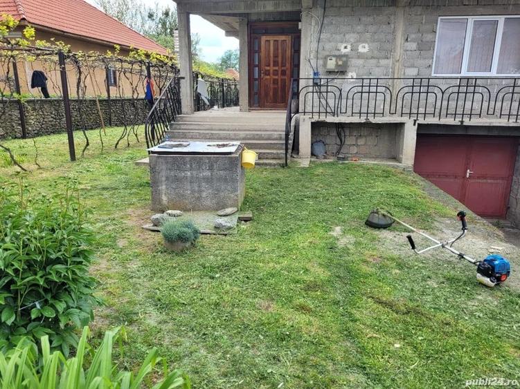 Casă cu 3 camere cu Teren 843 Mp în Sănătești