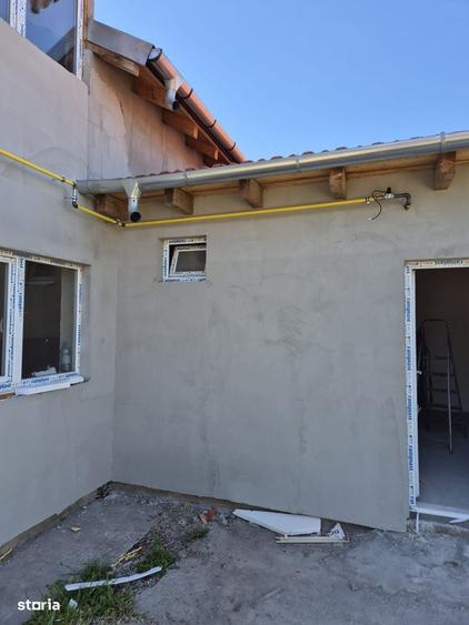 Casă cu 4 camere în Oncea