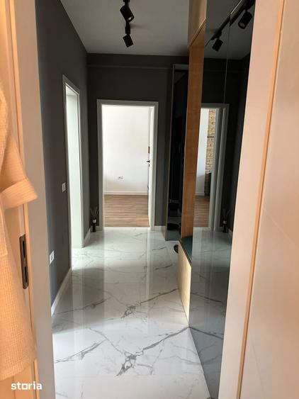 Apartament cu 2 camere decomandat în Exterior Vest