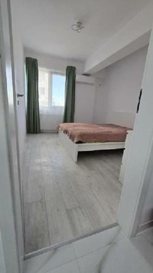 Apartament cu 3 camere decomandat, mobilat în Pipera