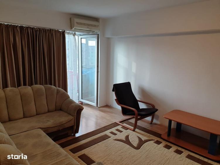 Apartament cu 2 camere în Păcii