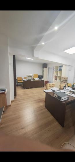 Spațiu comercial, de 84 mp, în Prundu