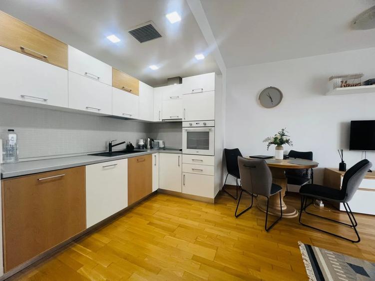 Apartament cu 2 camere decomandat în Dorobanți