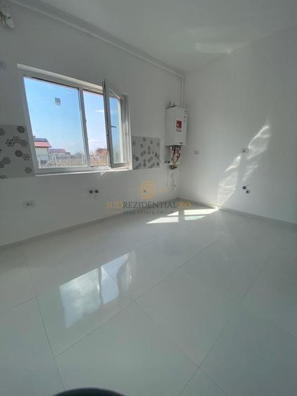 Casă individuală cu 3 camere cu Canalizare în 1 Decembrie
