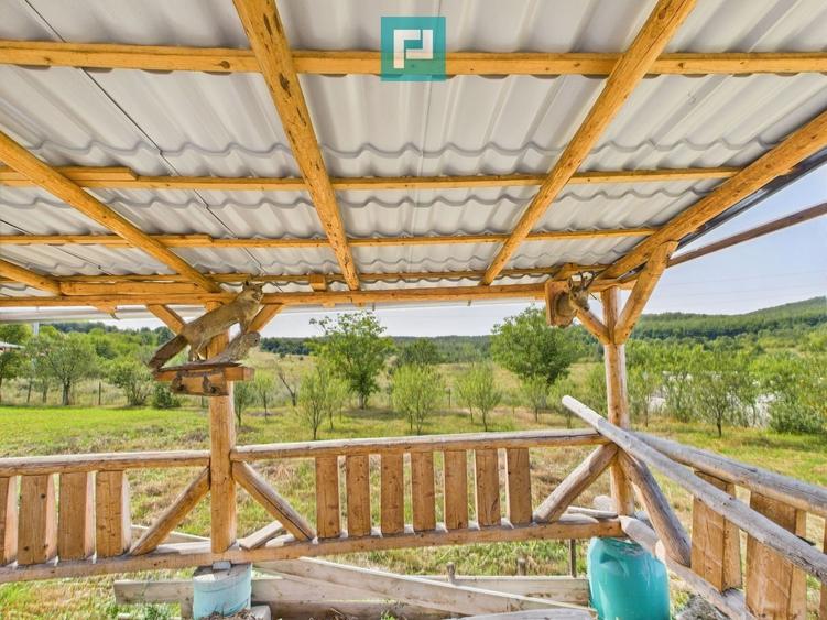 Casă individuală cu 3 camere cu Teren 3641 Mp în Pătârș
