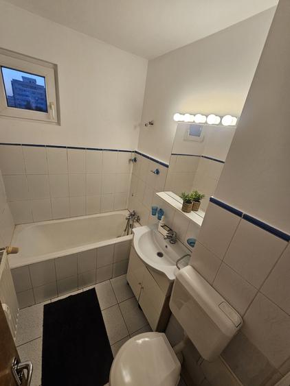Apartament cu 2 camere decomandat în Drumul Taberei