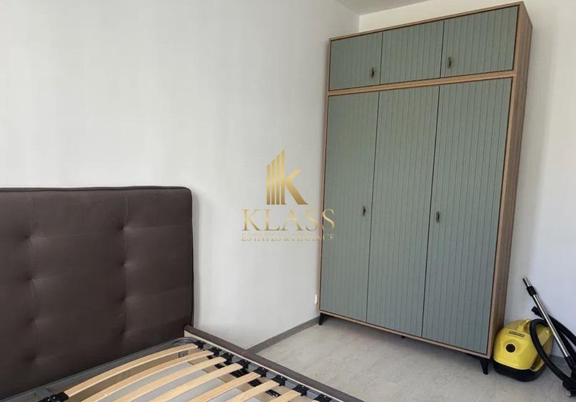 Apartament cu 2 camere semidecomandat, mobilat în Victoriei