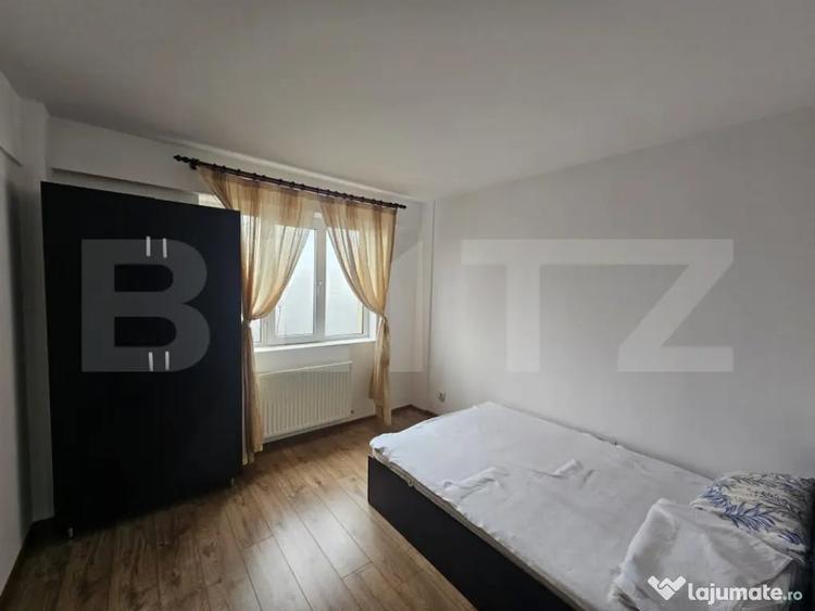Apartament cu 3 camere decomandat, mobilat în Craiovița Nouă