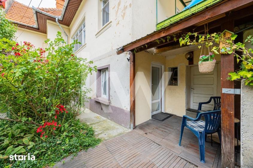 Apartament cu 3 camere decomandat în Schei